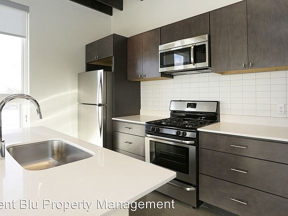 2nd image of 336 Freyling Pl SE Unit A