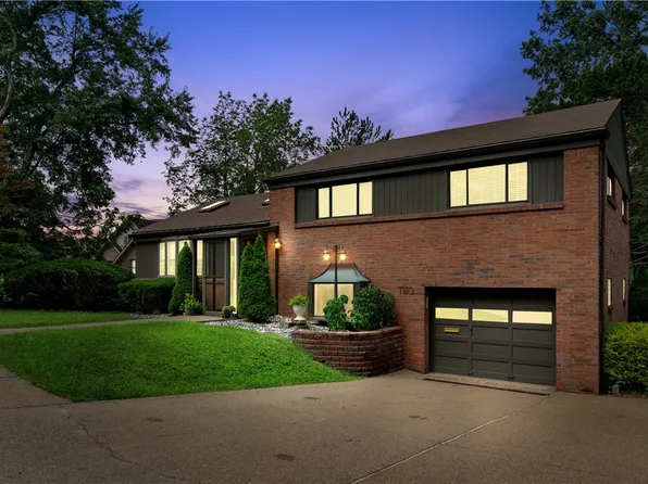 2 Hartle Ln, Pittsburgh, PA 15228