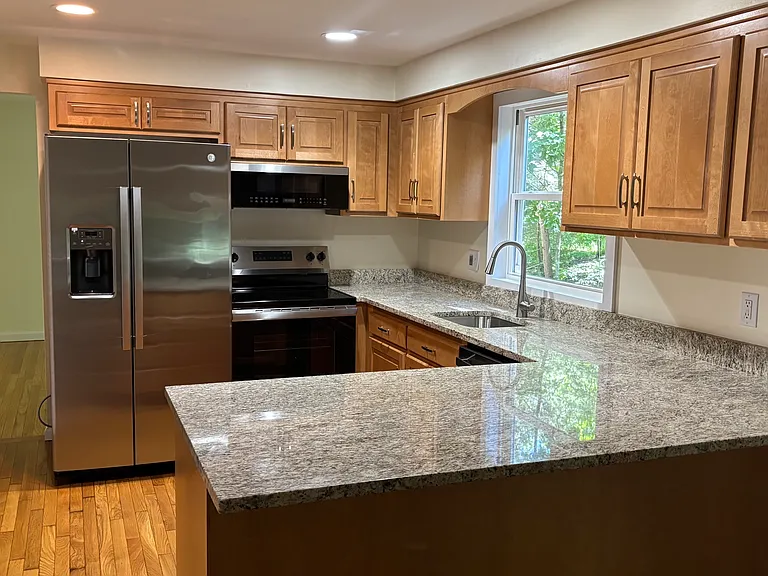 154 Riverhill Rd — Photo 4