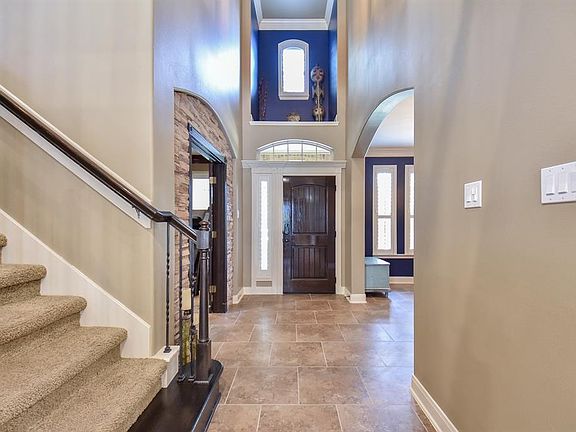 3rd image of 28407 Spiceberry Dr