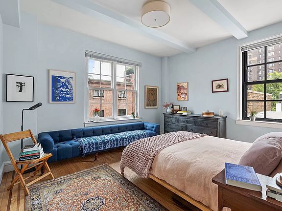 4th image of 35 W 9th St APT 6C
