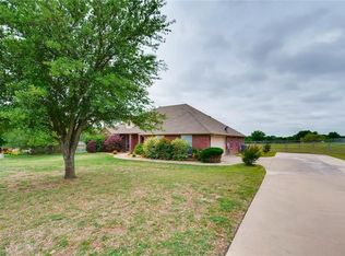 10025 Calf Meadows Ln, Fort Worth, TX 76126