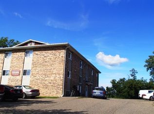 1940 Perlich Ave APT 1, Red Wing, MN 55066
