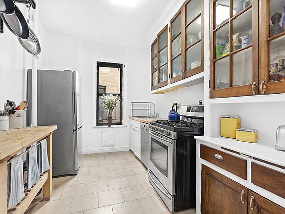 3rd image of 175 Eastern Pkwy APT 6I