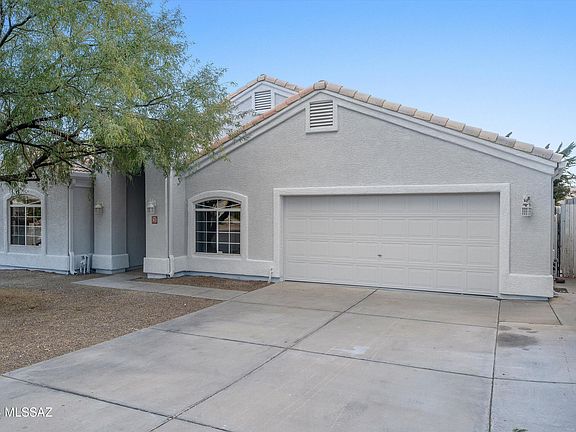 3rd image of 3621 W Bellewood Pl