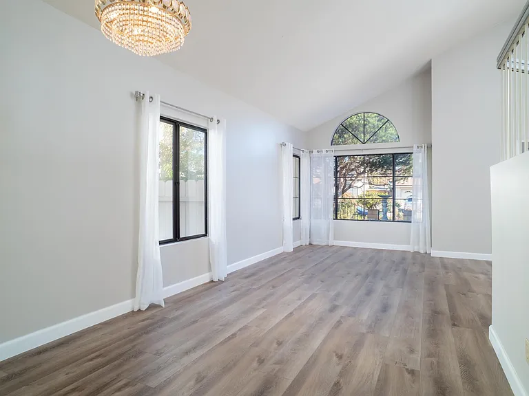 8733 Elford Ct — Photo 8