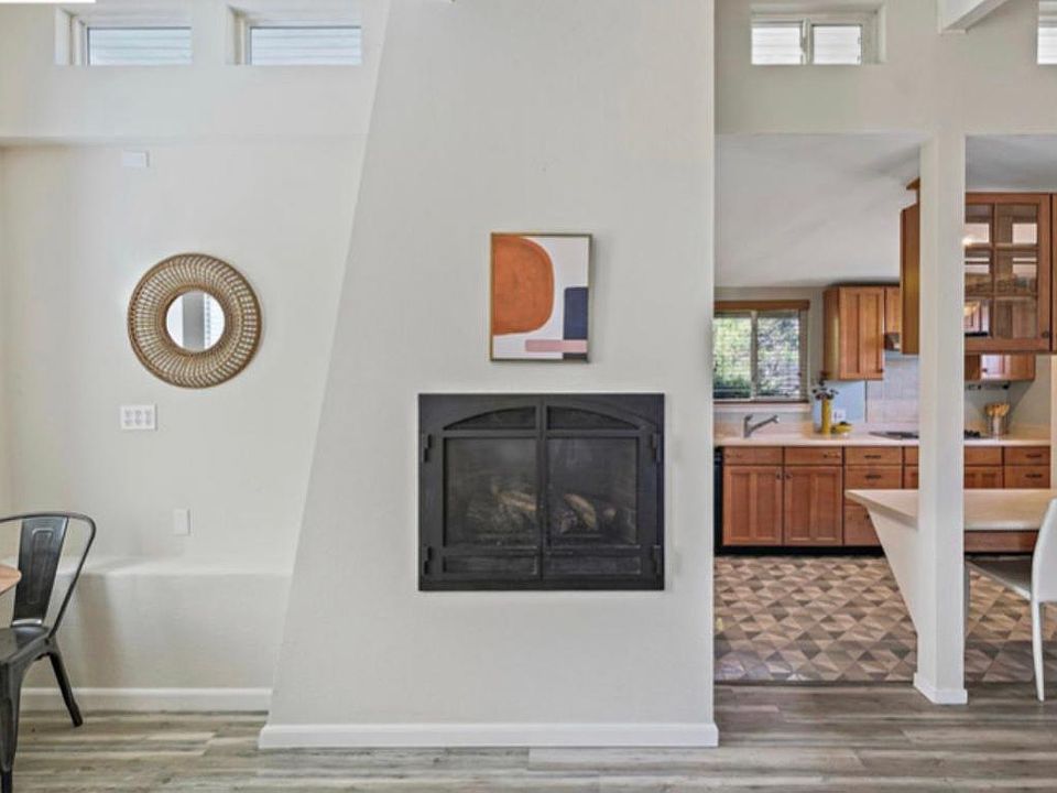 1st image of 2849 Stephen Dr #C