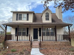 3805 Rosedown Dr, Matthews, NC 28105