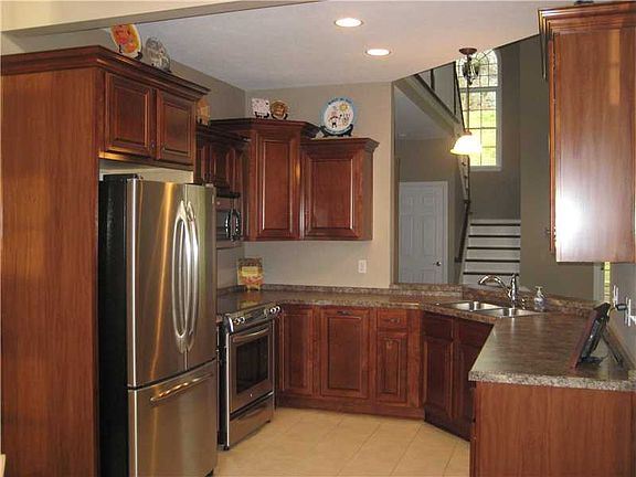 4th image of 3298 Long Meadow Dr #3298