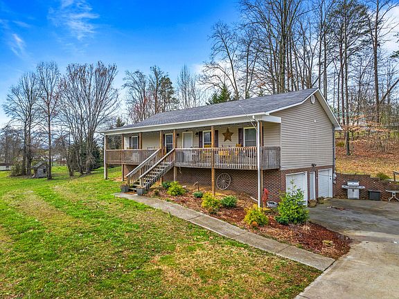 2nd image of 499 Austin Cir
