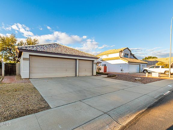 3rd image of 3132 N 114TH Drive