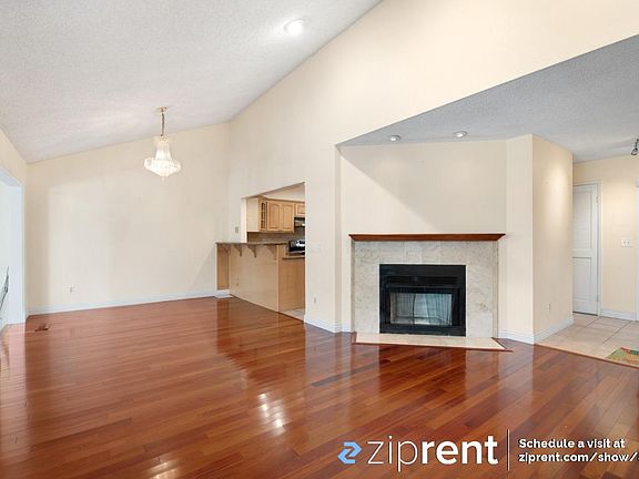 2nd image of 952 Big Bear Ct