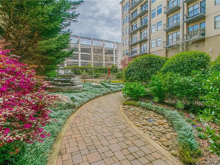 201 W Ponce De Leon Ave #702 — Photo 34