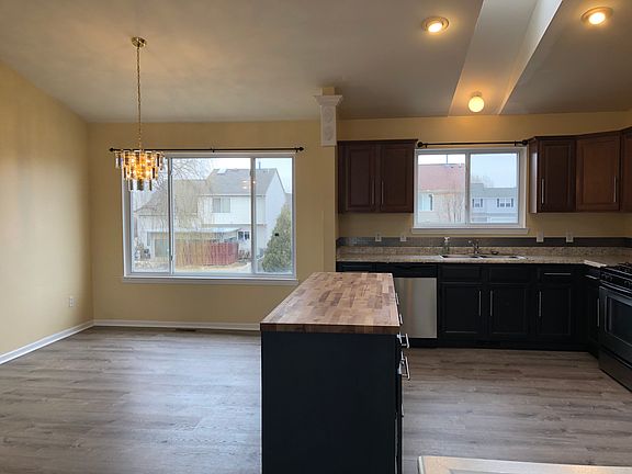 2nd image of 7407 Knollwood Dr