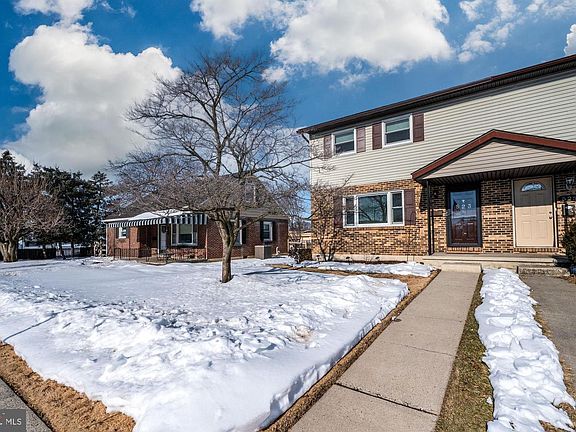 2nd image of 523 Mount Laurel Ave