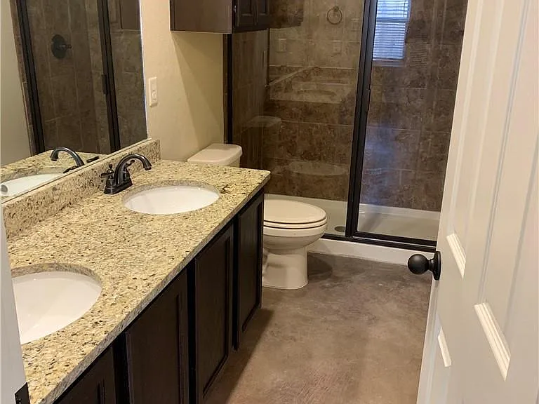 379 Joanne Loop #A & B — Photo 30