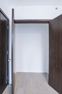 Sold by High Class Realty SB LLC | media 24