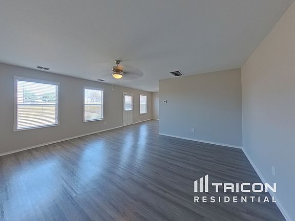 2nd image of 6517 Meadow Way Ln
