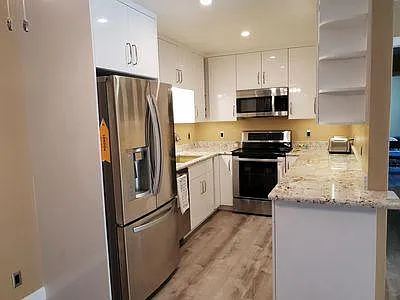 Kitchen - 47 Dearborn Pl #31
