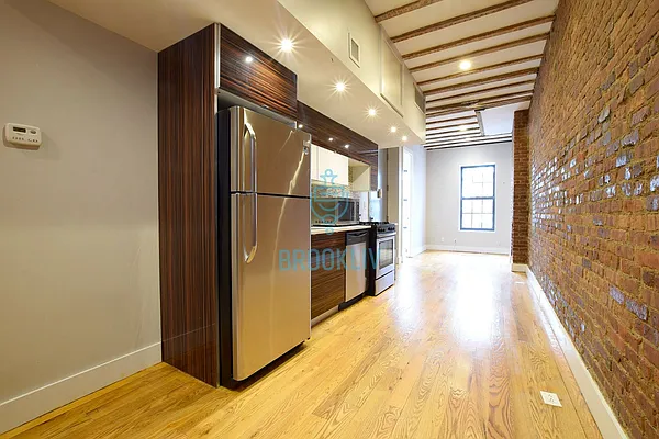 Rented by null | media 2