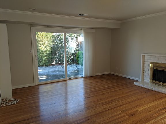 3rd image of 6397 Cottonwood Ct