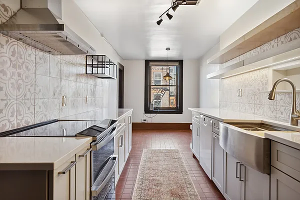 Rented by Corcoran | media 2