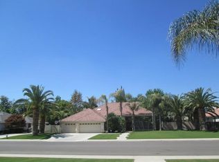 1401 Dunaire Dr, Bakersfield, CA 93312