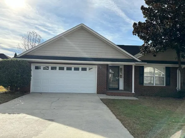 3693 Beacon Dr, Sumter, SC 29154