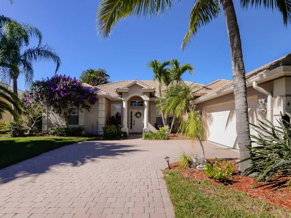 424 NW Dover Ct, Port Saint Lucie, FL 34983