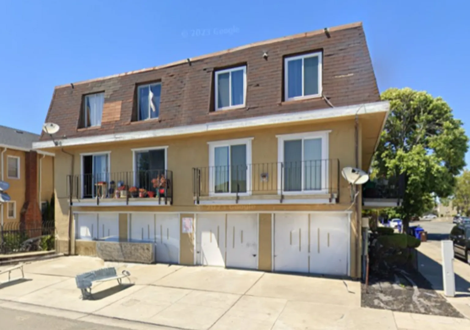 (246): 541 Nevin Ave. — Photo 1