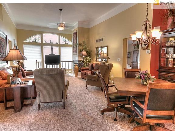 3rd image of 700 Bristol Ct