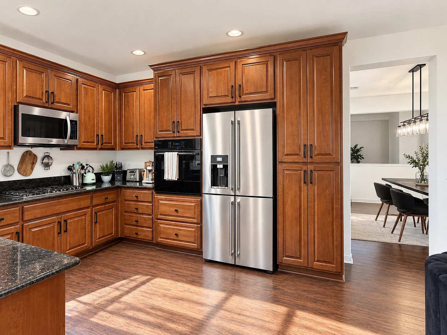 3 bed, 1847 sqft, $4,400 — Photo 3
