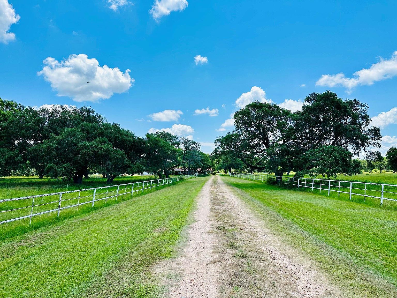 1516 Fm 1160 Rd, Louise, TX 77455 MLS 67300446 Zillow