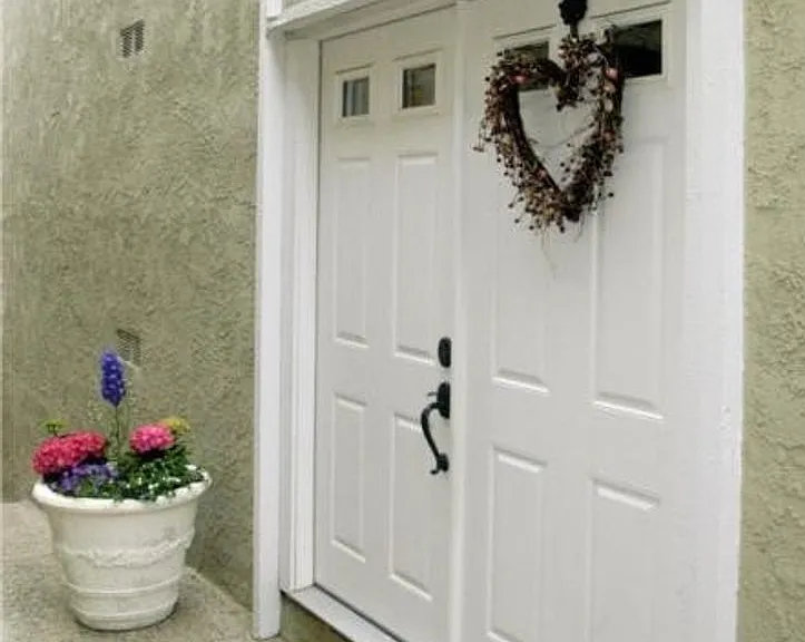 1525 Carver St — Photo 2