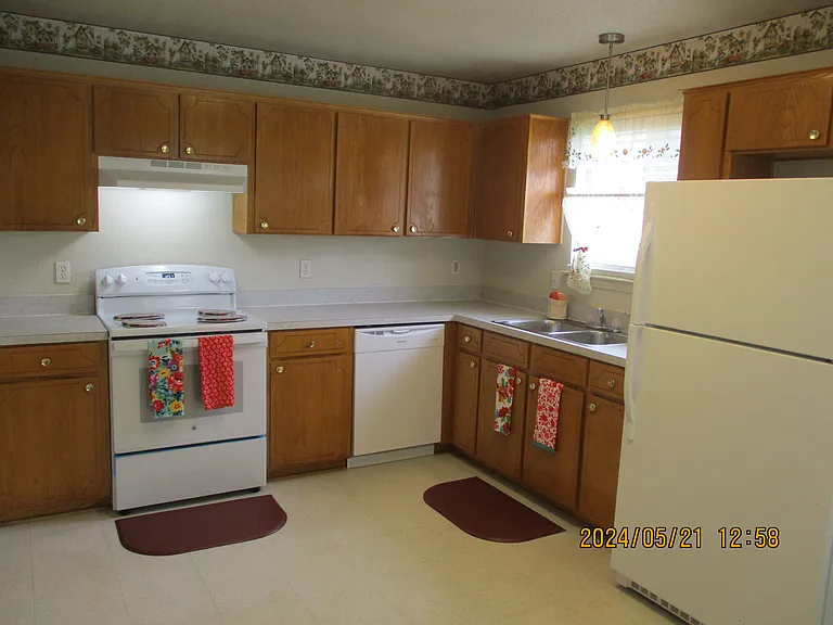 179 Armadillo Ln #A — Photo 9