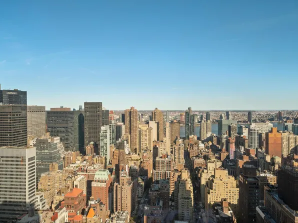 400 Fifth Avenue image 7 of 11