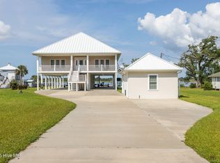 429 Live Oak Rd, Newport, NC 28570