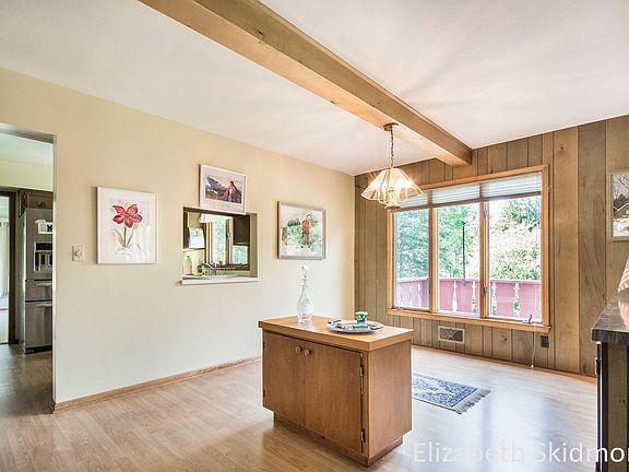 5th image of 2235 Ontonagon Ave SE
