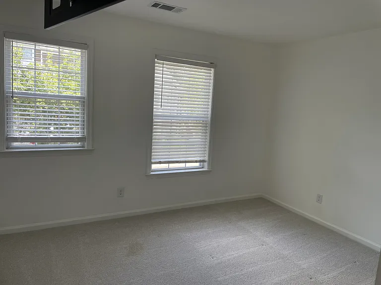 1337 Wimbledon Way #1 — Photo 22