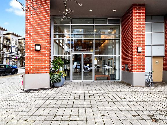 2nd image of 400 Capilano Rd #1908