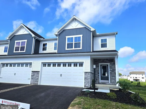 665 Brittany Dr, Mechanicsburg, PA 17055