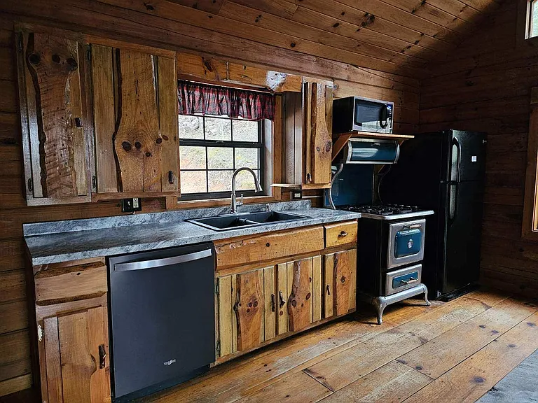 280 Cabin Ln — Photo 5