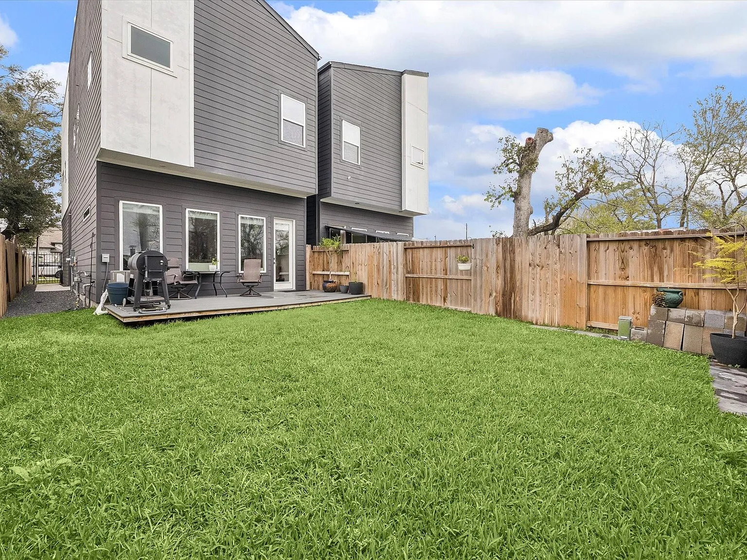 3 bed, 3.5 bath, 1794 sqft, $3,000 — Photo 4