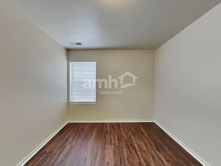 4716 Keepsake Ave — Photo 14