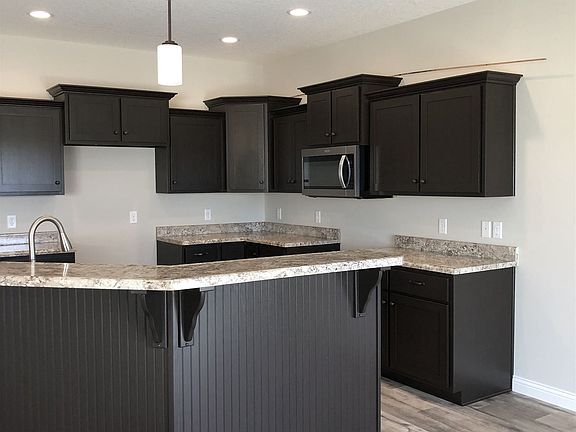4th image of 3370 Kensington Ct