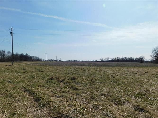 2nd image of 290 E Roy Barnes Rd