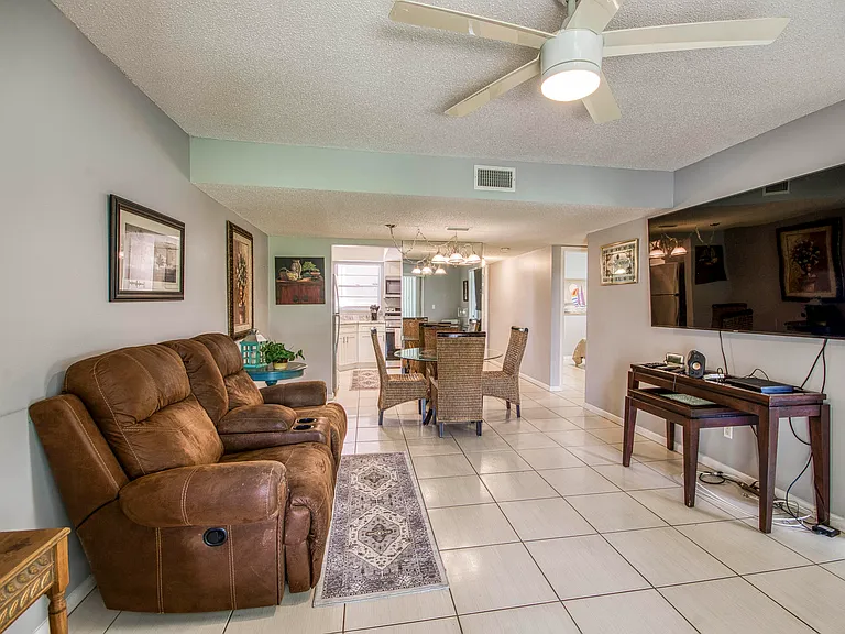 18081 SE Country Club Dr #16-151 — Photo 9