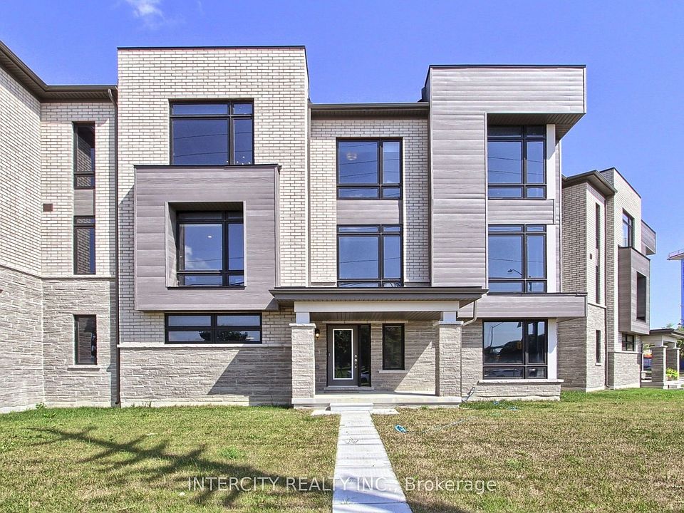 1st image of 130 Blick Cres
