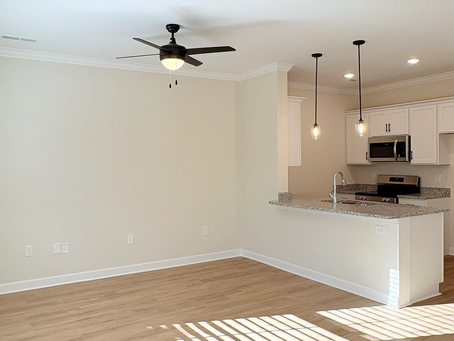 2 bed, 2.5 bath, $1,295 — Photo 3