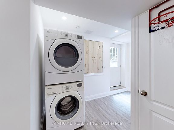 4th image of 51 Royal Orchard Blvd #L